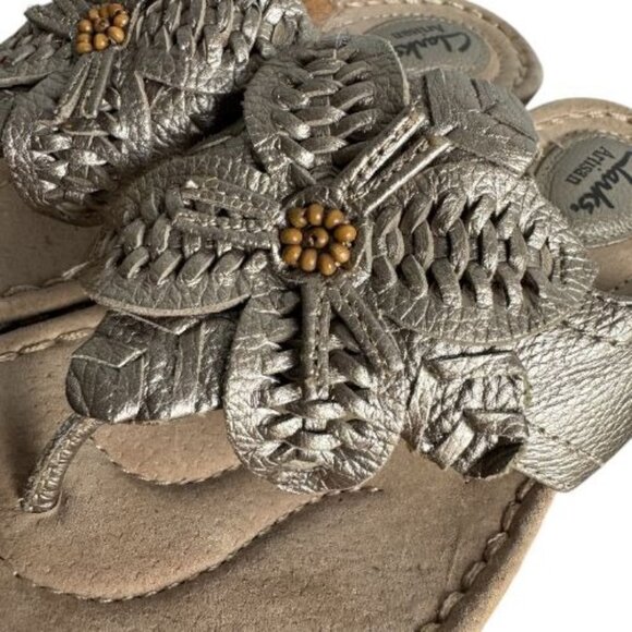 Clarks Artisan Metallic Leather Floral Slide Sandals Gold Comfort Women's 7.5M - Picture 4 of 11